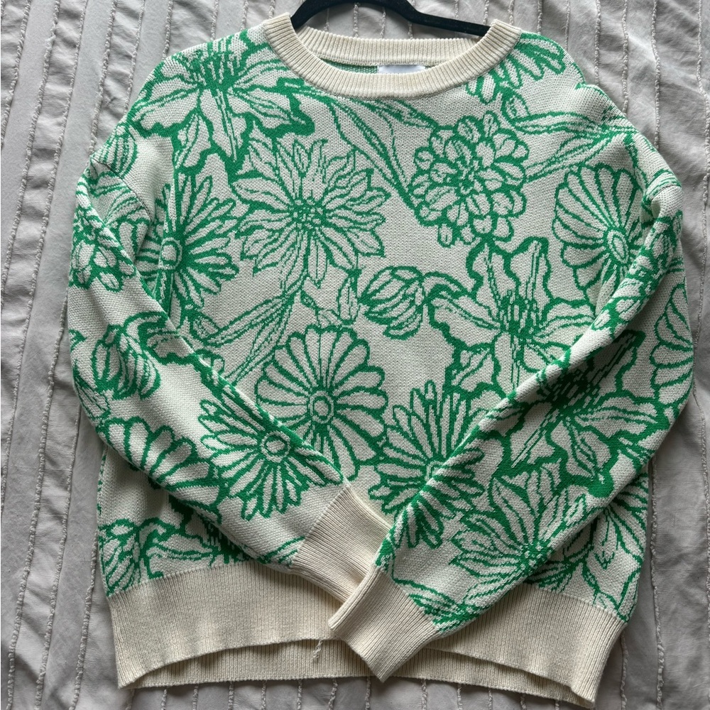 Crewneck sweater